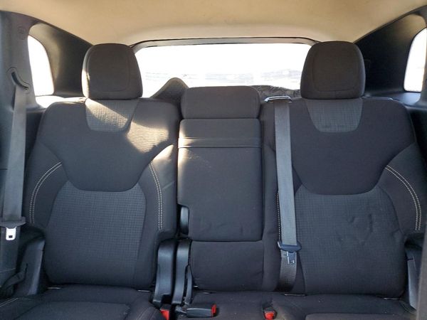 2015 JEEP CHEROKEE Latitude — SUVN