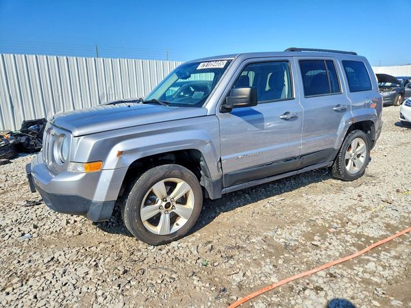 2016 JEEP PATRIOT — DSFA — Front 3/4