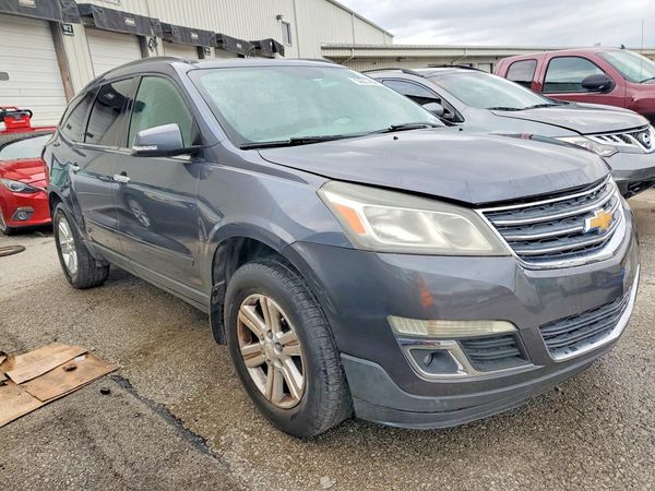 2013 CHEVROLET TRAVERSE 1LT — Passenger 3/4