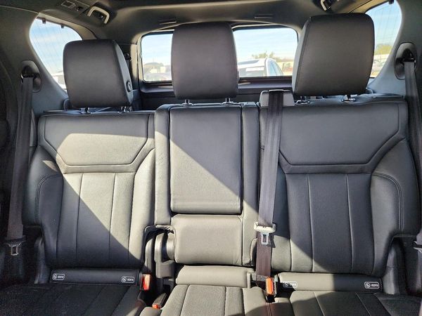 2019 LAND ROVER DISCOVERY SE