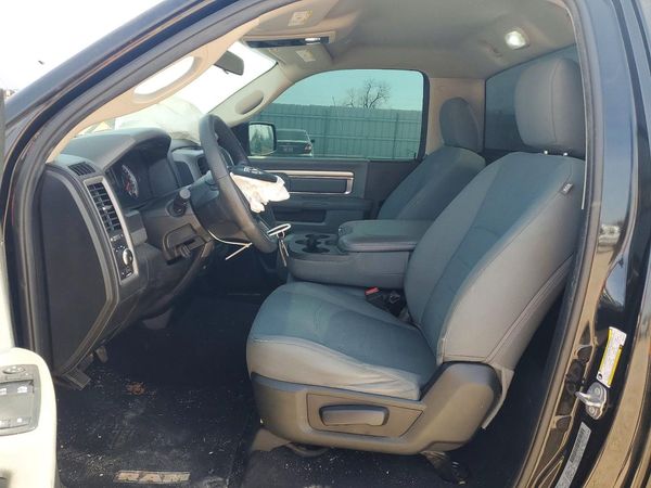 2019 RAM 1500 CLASSIC Tradesman, ST