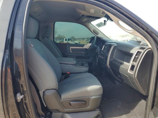 2019 RAM 1500 CLASSIC Tradesman, ST