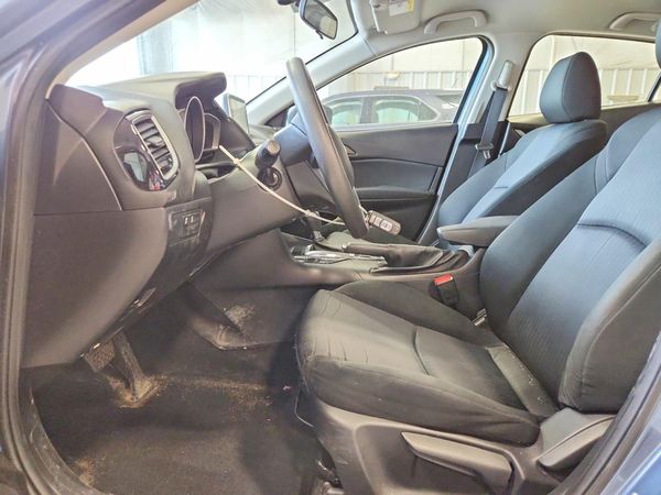 2015 MAZDA 3 Sport/GX