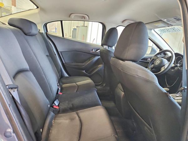 2015 MAZDA 3 Sport/GX