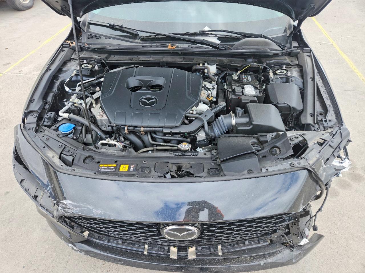 2025 MAZDA 3 Preferred Package
