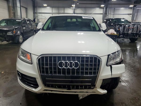 2013 AUDI Q5 Premium Plus