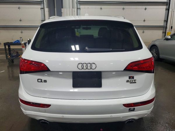2013 AUDI Q5 Premium Plus
