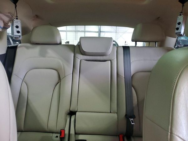2013 AUDI Q5 Premium Plus