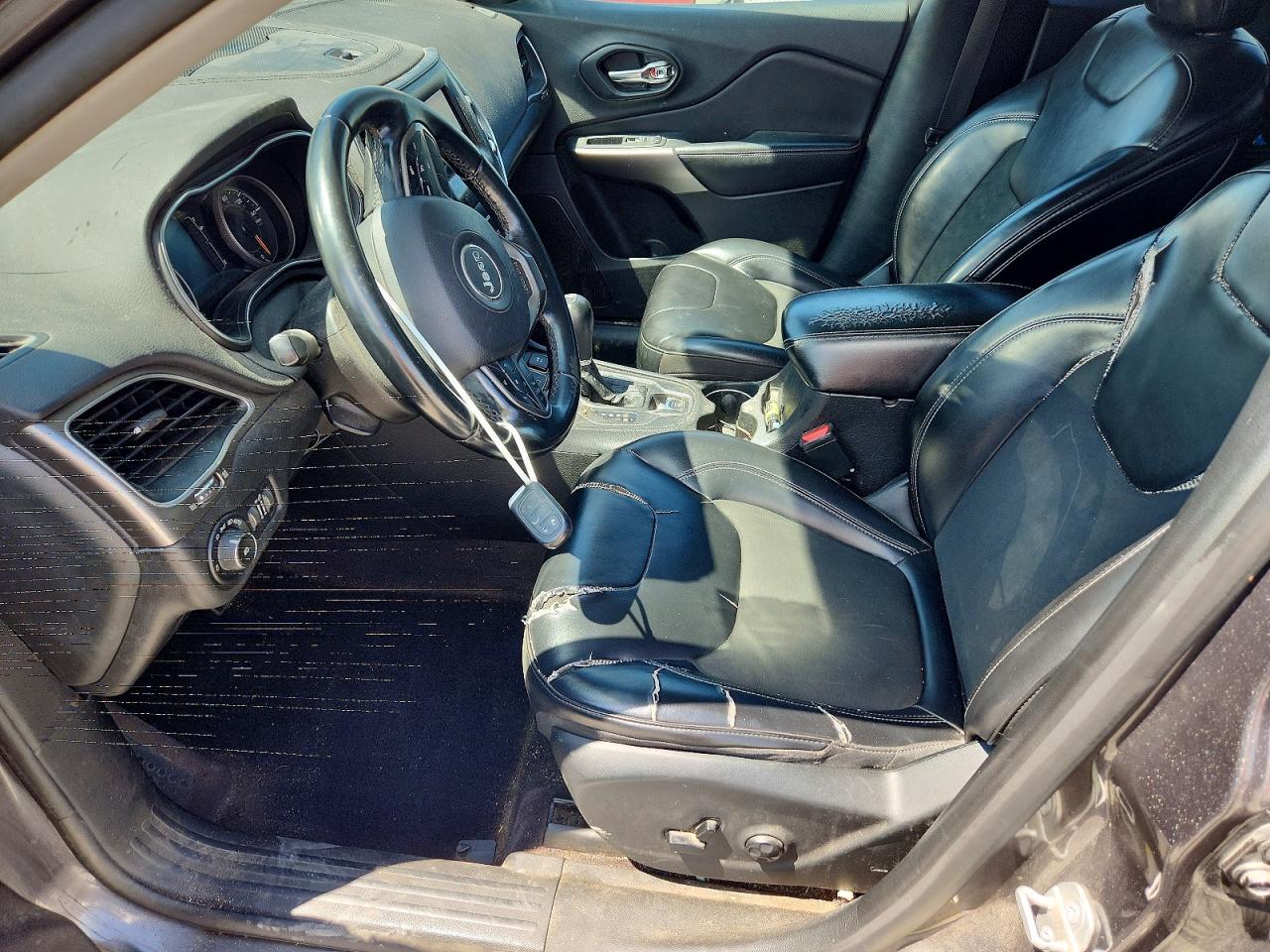 2019 JEEP CHEROKEE LATITUDE PLUS FWD