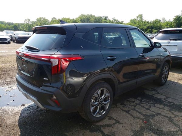 2026 KIA SELTOS LX
