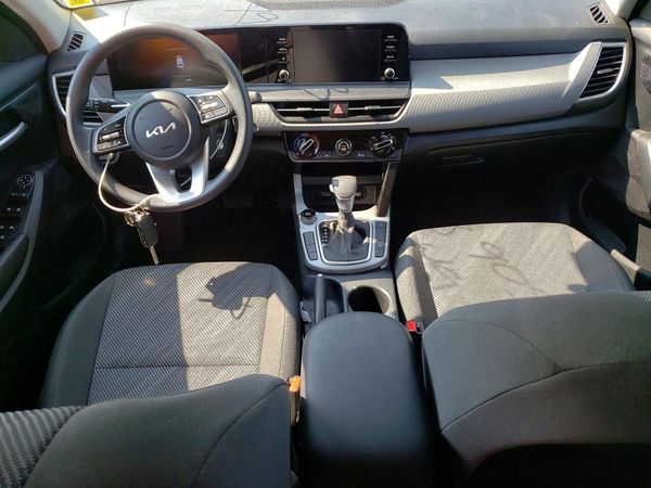 2026 KIA SELTOS LX