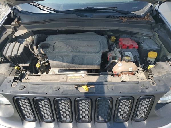 2018 JEEP RENEGADE LATITUDE 4X2