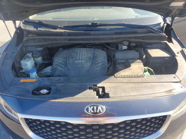 2015 KIA SEDONA GLS - Middle level