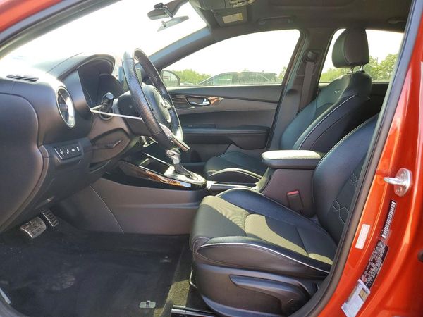 2020 KIA FORTE GT Line