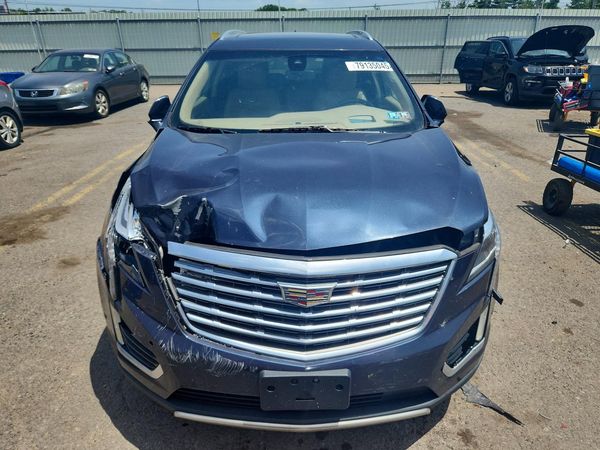 2018 CADILLAC XT5 Platinum