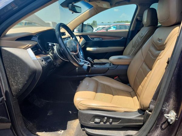2018 CADILLAC XT5 Platinum