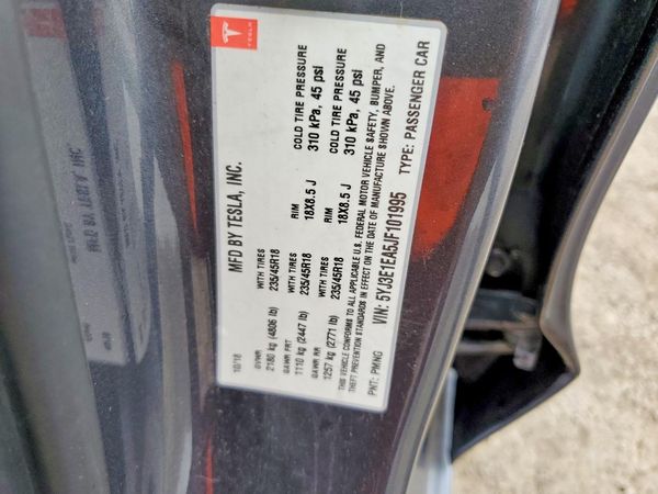 2018 TESLA MODEL 3