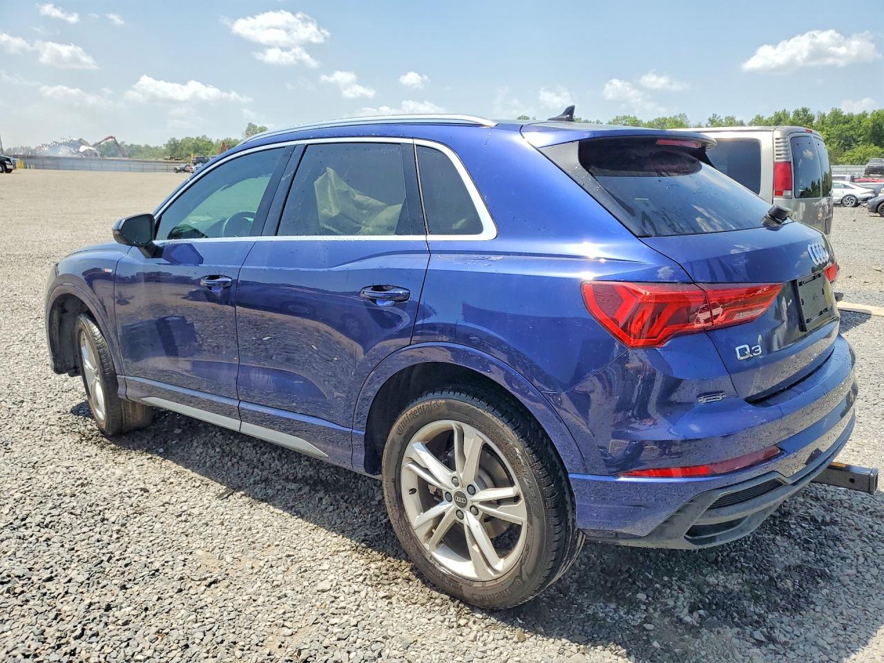 2023 AUDI Q3
