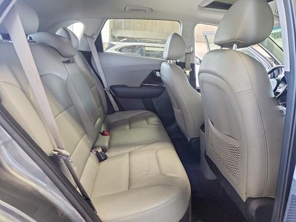 2017 KIA NIRO Touring / Touring Tech