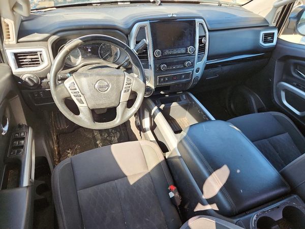 2021 NISSAN TITAN Crew Cab — CKPT