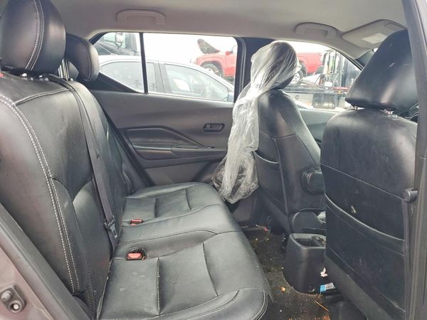 2019 NISSAN KICKS