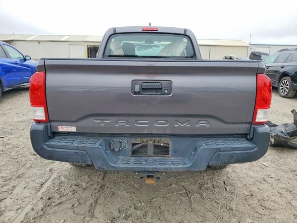 2017 TOYOTA TACOMA SR/SR5
