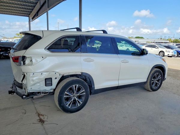 2019 TOYOTA HIGHLANDER