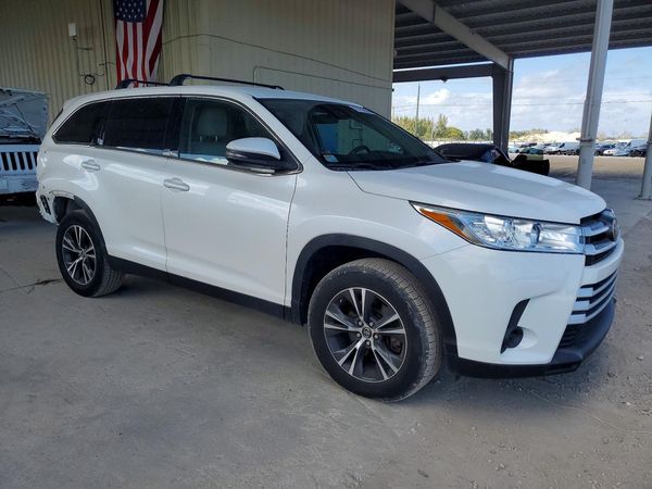 2019 TOYOTA HIGHLANDER