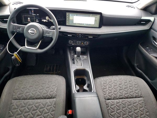 2025 NISSAN KICKS