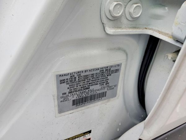 2025 NISSAN KICKS