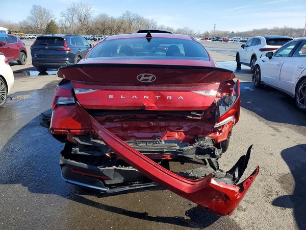 2025 HYUNDAI ELANTRA
