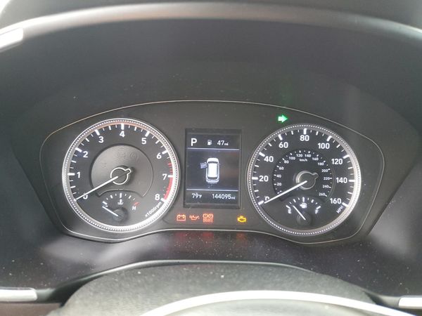 2019 HYUNDAI SANTA FE SE