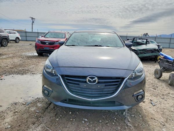 2015 MAZDA 3