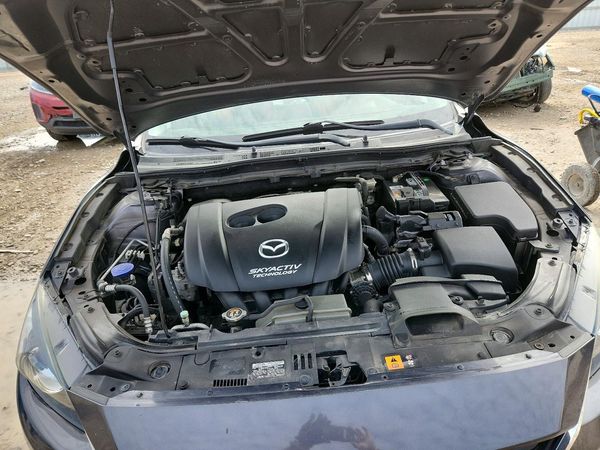 2015 MAZDA 3