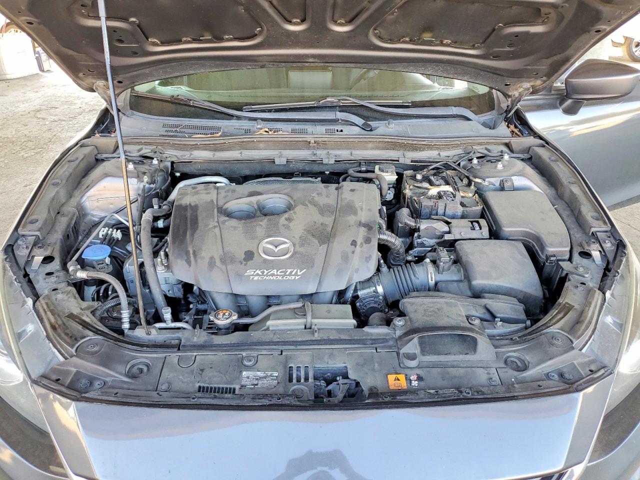 2016 MAZDA 3 SV/Base