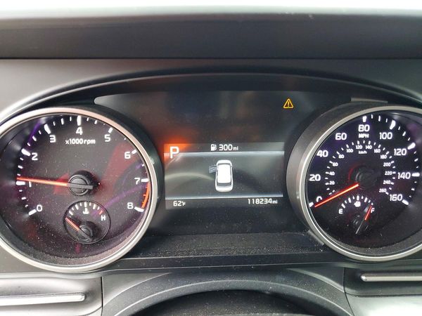 2022 KIA CARNIVAL
