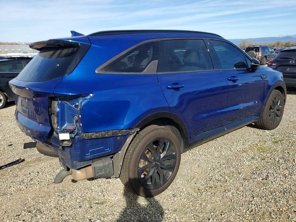 2022 KIA SORENTO