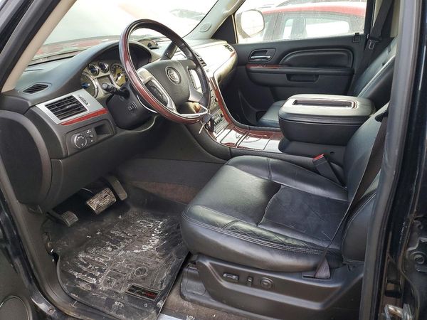 2012 CADILLAC ESCALADE