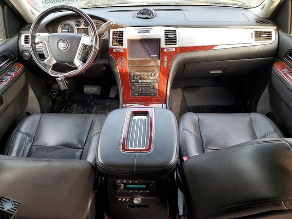 2012 CADILLAC ESCALADE