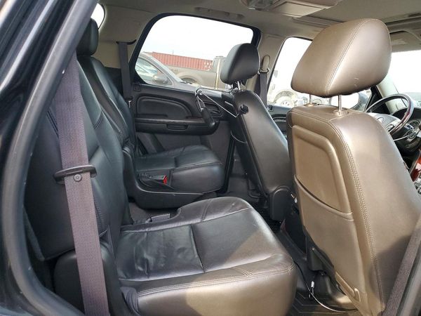 2012 CADILLAC ESCALADE