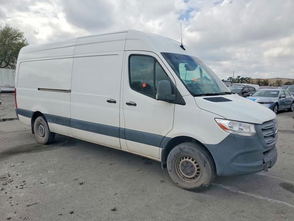 2021 MERCEDES-BENZ SPRINTER 907 (VS30)