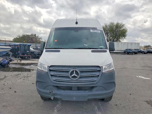 2021 MERCEDES-BENZ SPRINTER 907 (VS30)