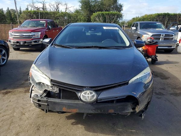 2018 TOYOTA COROLLA