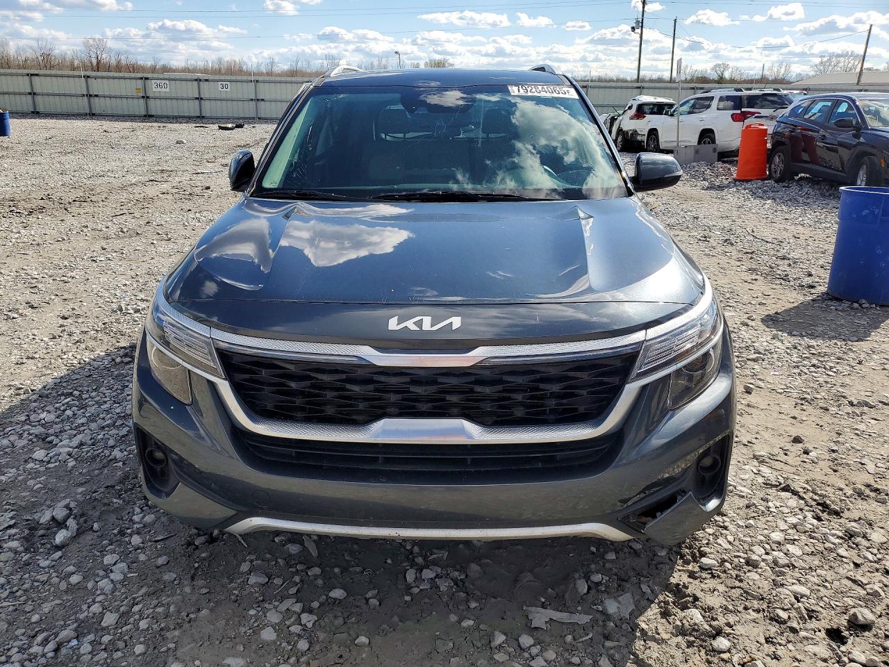 2023 KIA SELTOS EX