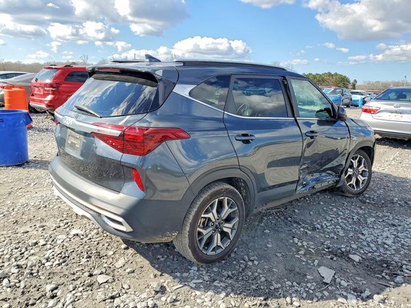2023 KIA SELTOS EX