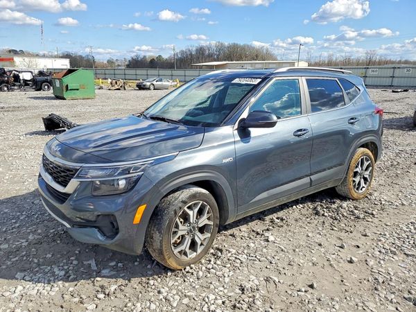 2023 KIA SELTOS EX