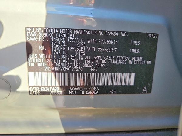 2021 TOYOTA RAV4 XLE