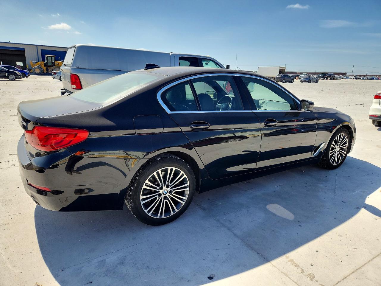 2020 BMW 530