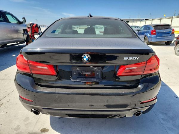 2020 BMW 530