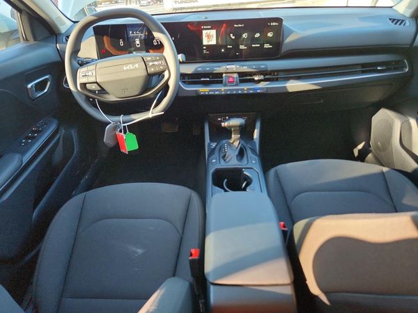 2026 KIA K4 LX, LXS